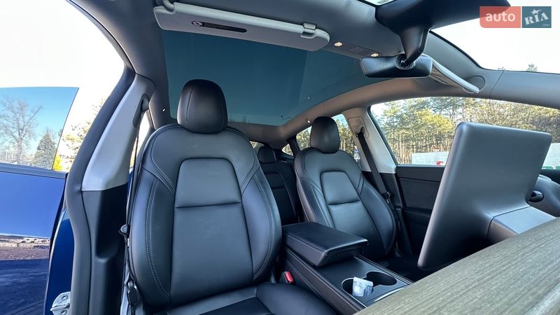 Позашляховик / Кросовер Tesla Model Y 2021 в Києві