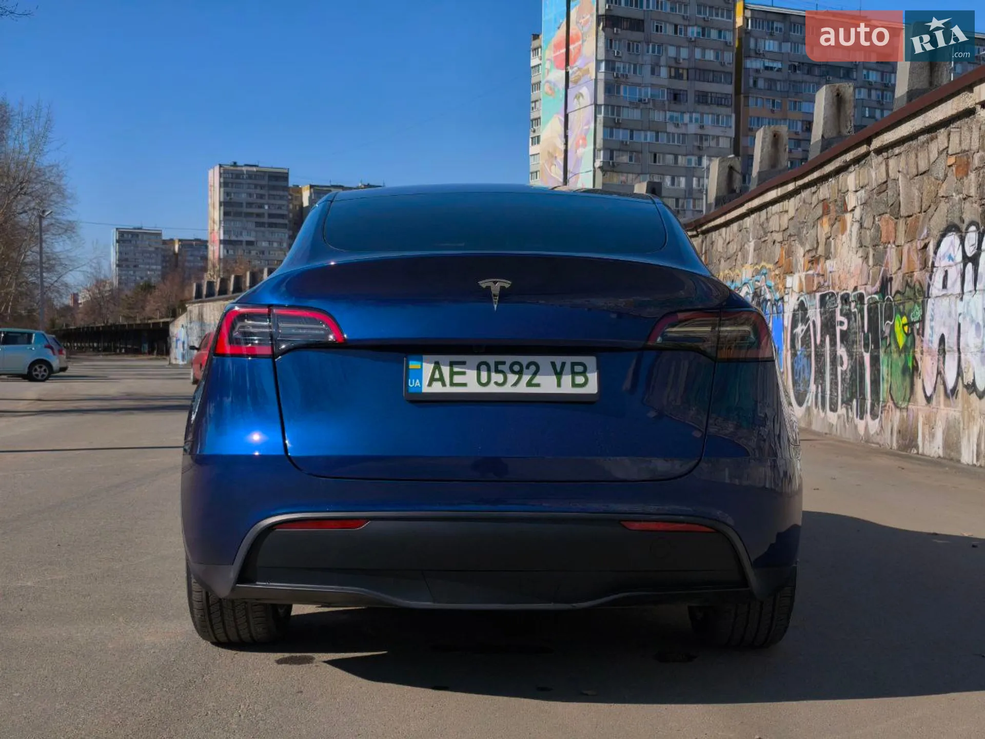 2024 Tesla Model Y - мініатюра 3