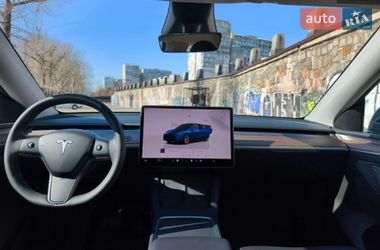 Позашляховик / Кросовер Tesla Model Y 2024 в Дніпрі