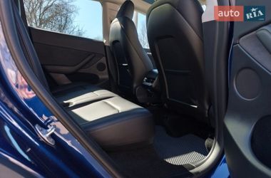 Позашляховик / Кросовер Tesla Model Y 2024 в Дніпрі