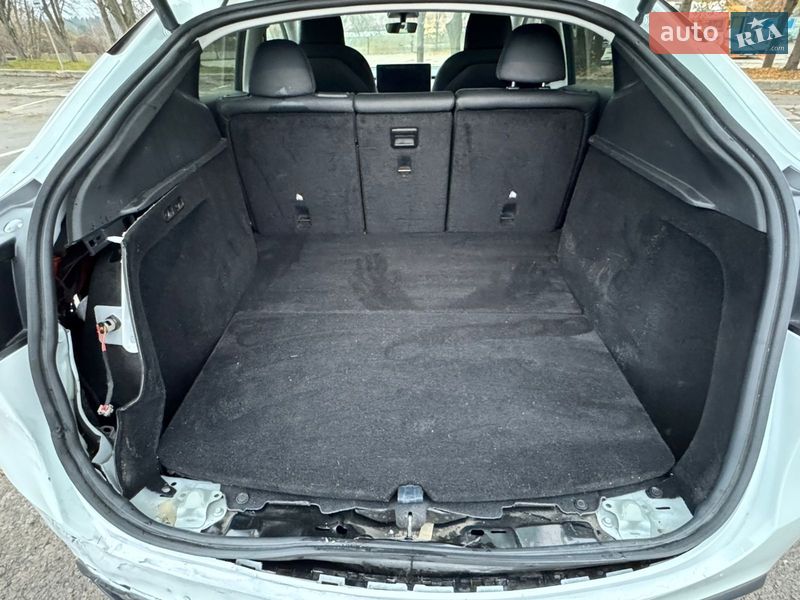 Позашляховик / Кросовер Tesla Model Y 2023 в Рівному