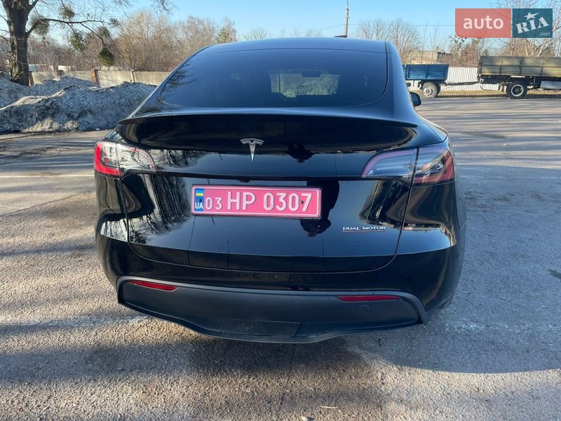 Позашляховик / Кросовер Tesla Model Y 2024 в Рівному