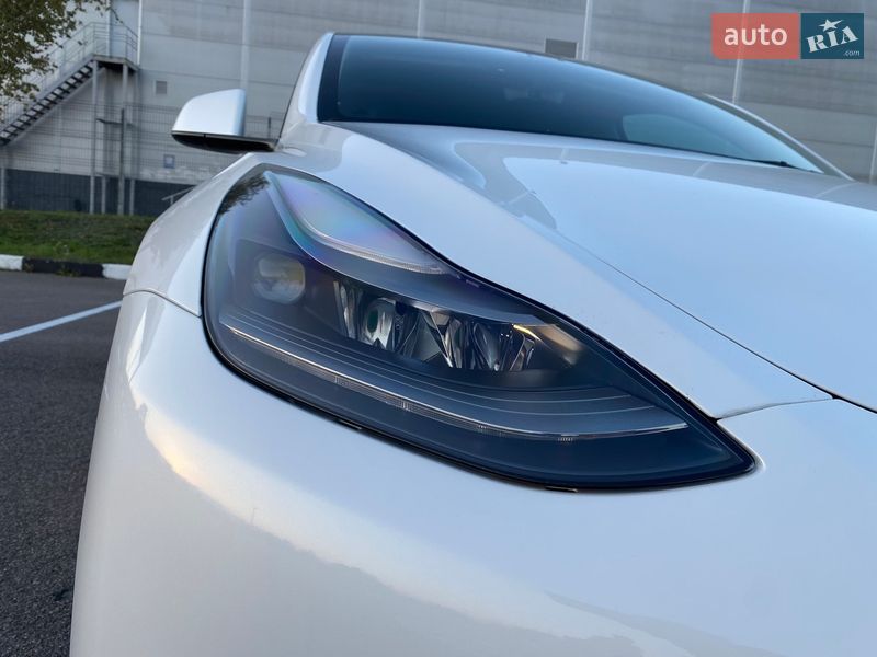 Позашляховик / Кросовер Tesla Model Y 2022 в Рівному фото 22 Позашляховик / Кросовер Tesla Model Y 2022 в Рівному