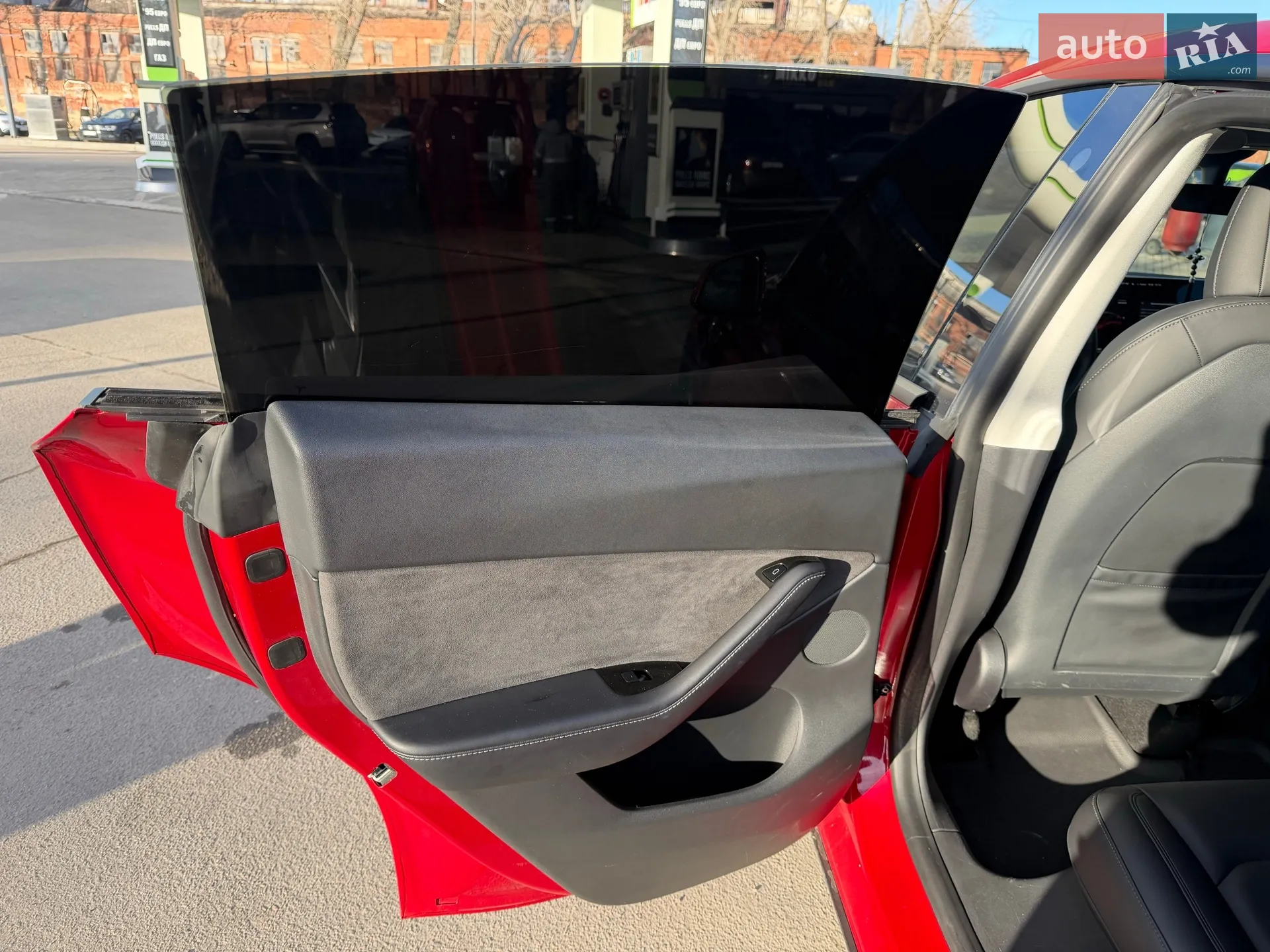 2020 Tesla Model Y - мініатюра 33