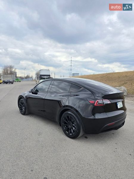 Позашляховик / Кросовер Tesla Model Y 2021 в Дніпрі