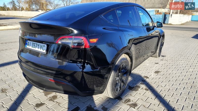 Позашляховик / Кросовер Tesla Model Y 2023 в Білій Церкві