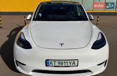 Внедорожник / Кроссовер Tesla Model Y 2024 в Ивано-Франковске