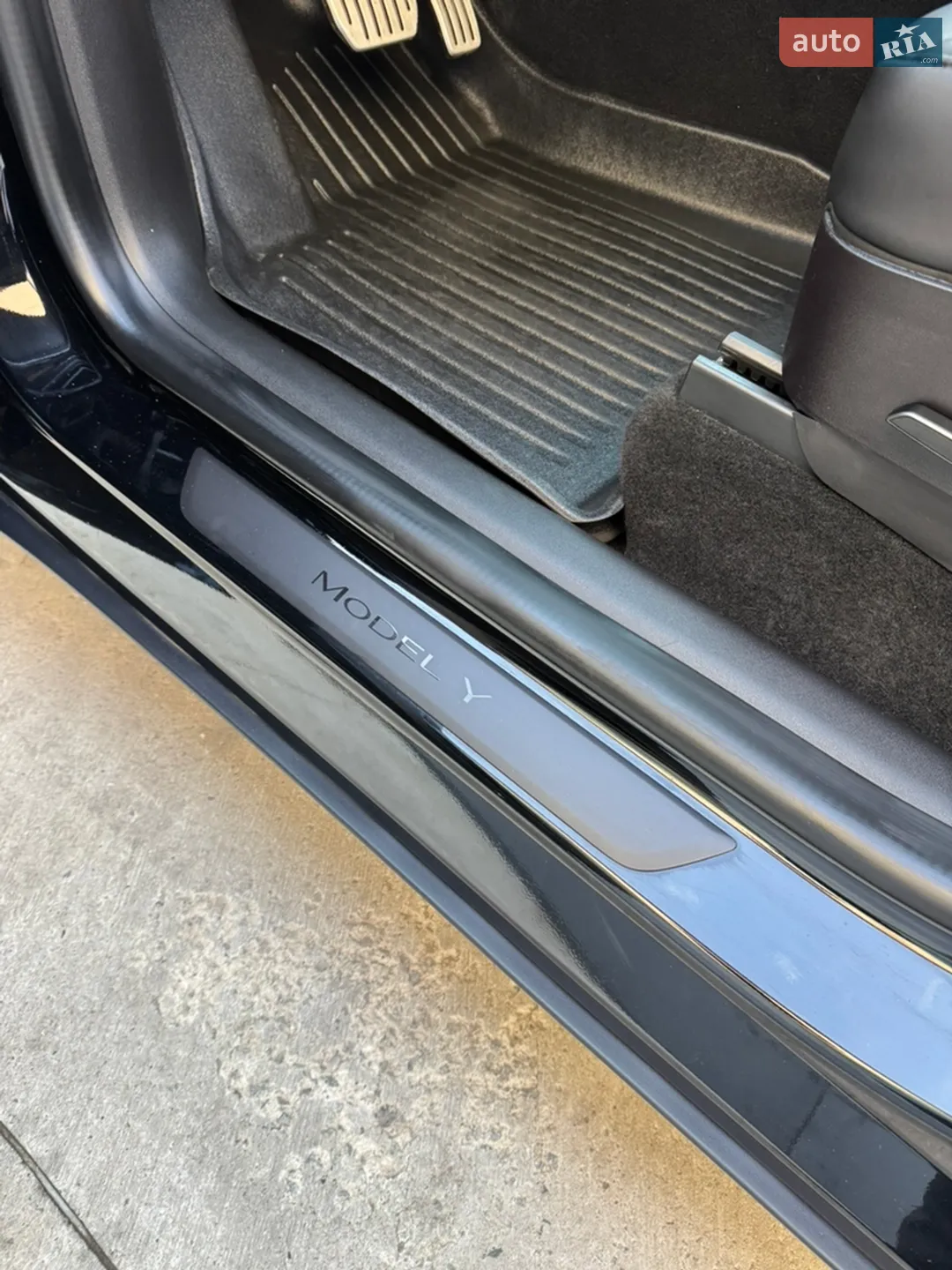 2022 Tesla Model Y - мініатюра 19
