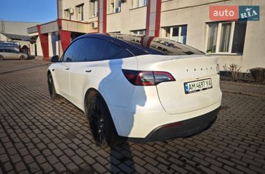 Внедорожник / Кроссовер Tesla Model Y 2022 в Ровно