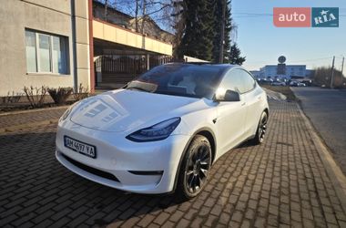 Позашляховик / Кросовер Tesla Model Y 2022 в Рівному