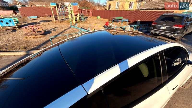 Позашляховик / Кросовер Tesla Model Y 2020 в Києві фото 40 Позашляховик / Кросовер Tesla Model Y 2020 в Києві