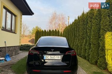 Позашляховик / Кросовер Tesla Model Y 2022 в Львові