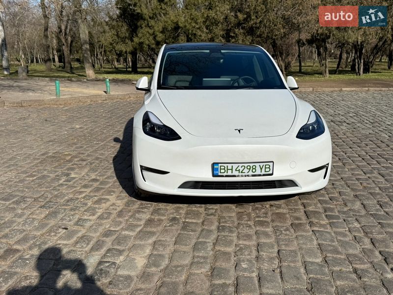 Внедорожник / Кроссовер Tesla Model Y 2023 в Одессе