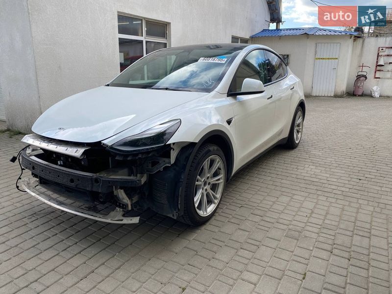 Внедорожник / Кроссовер Tesla Model Y 2023 в Одессе