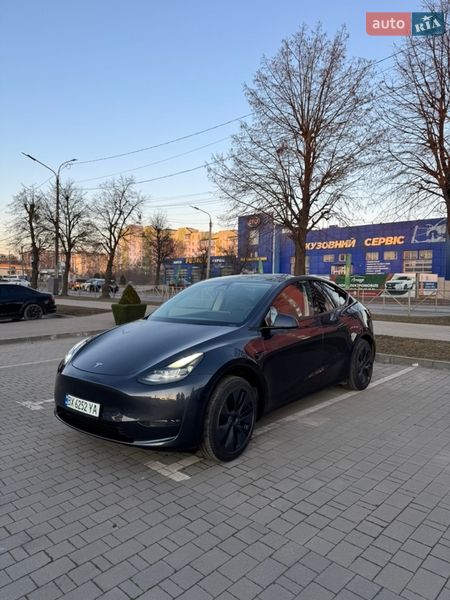 Позашляховик / Кросовер Tesla Model Y 2024 в Хмельницькому
