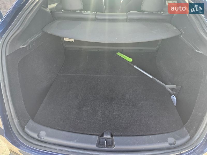 Внедорожник / Кроссовер Tesla Model Y 2023 в Львове