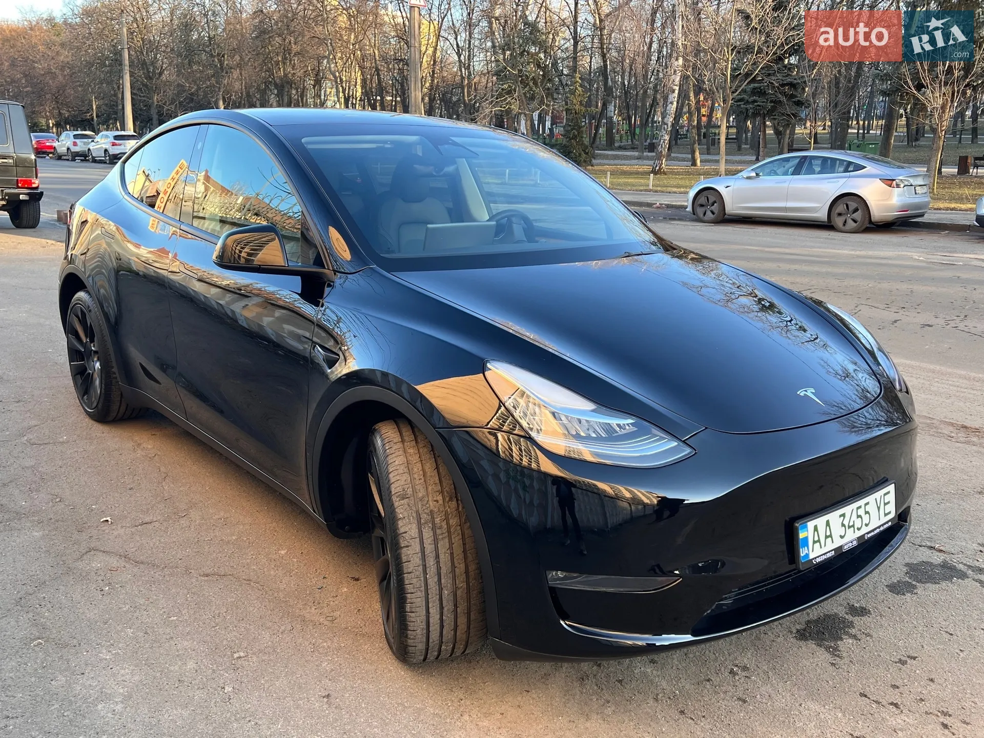 2023 Tesla Model Y - мініатюра 3