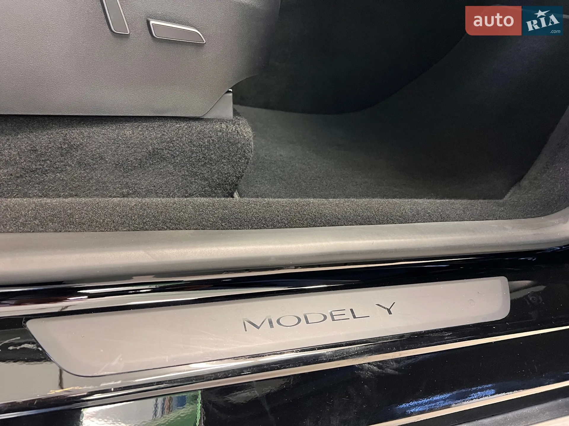 2023 Tesla Model Y - мініатюра 12