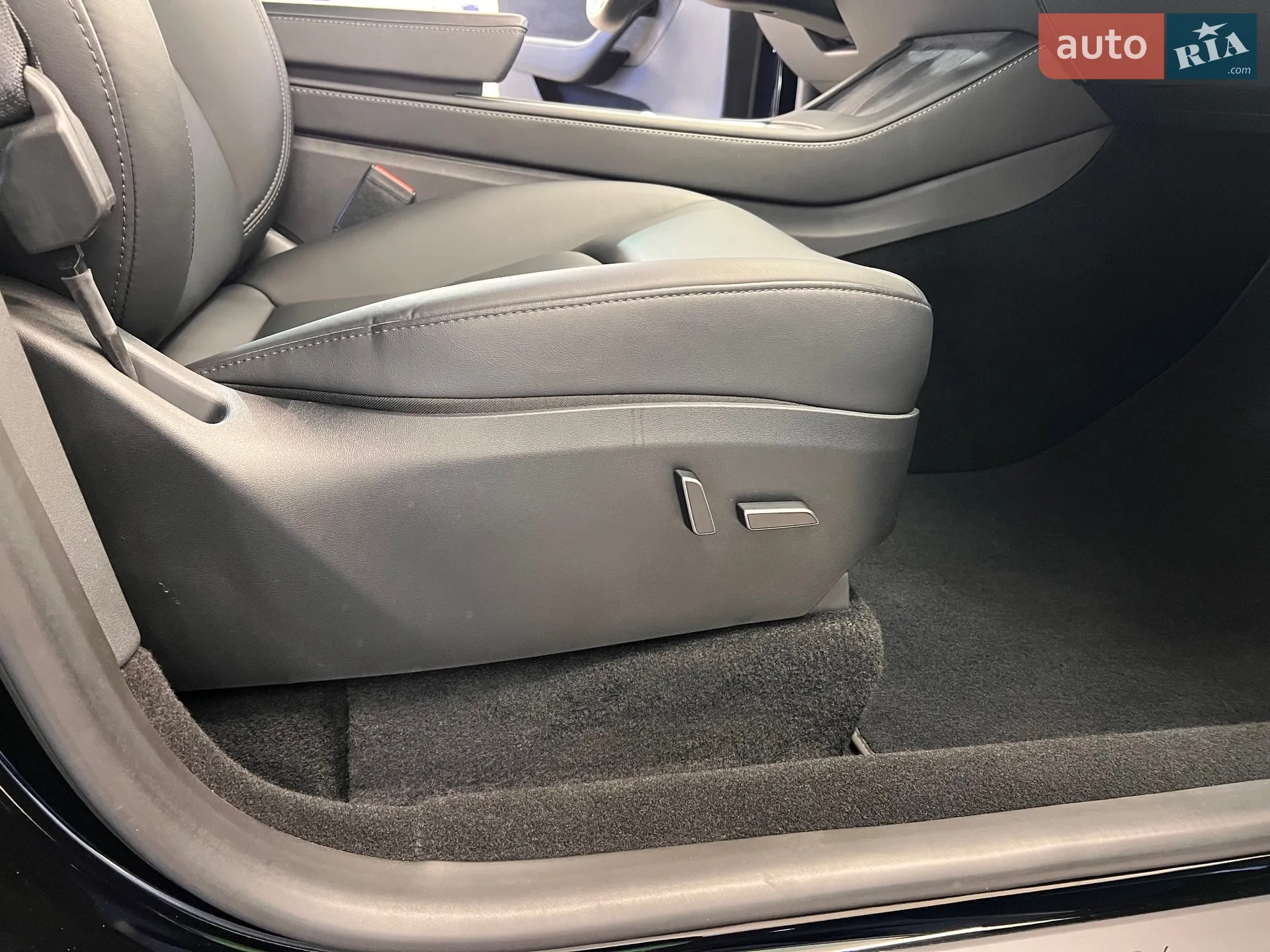 2023 Tesla Model Y - мініатюра 13