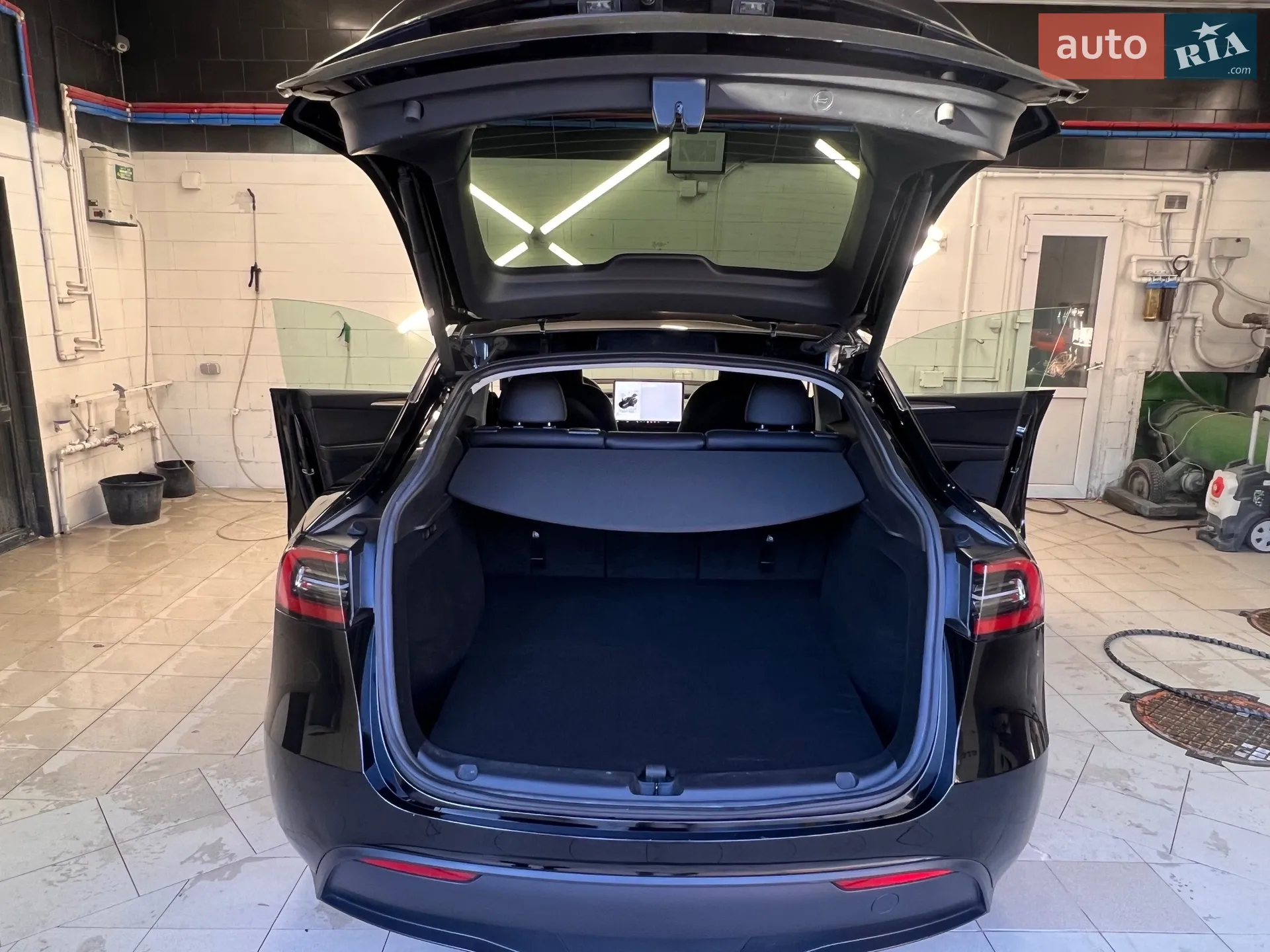 2023 Tesla Model Y - мініатюра 15