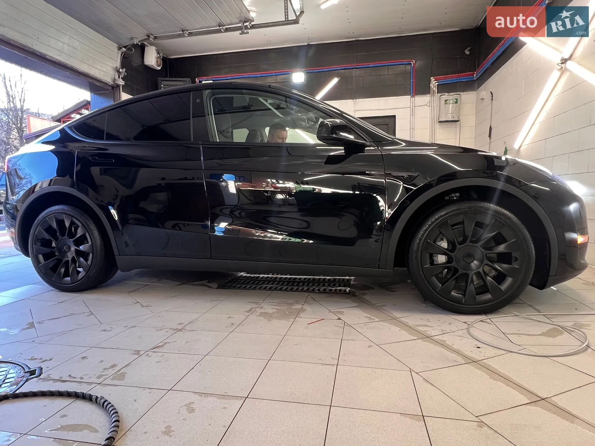 2023 Tesla Model Y - мініатюра 22
