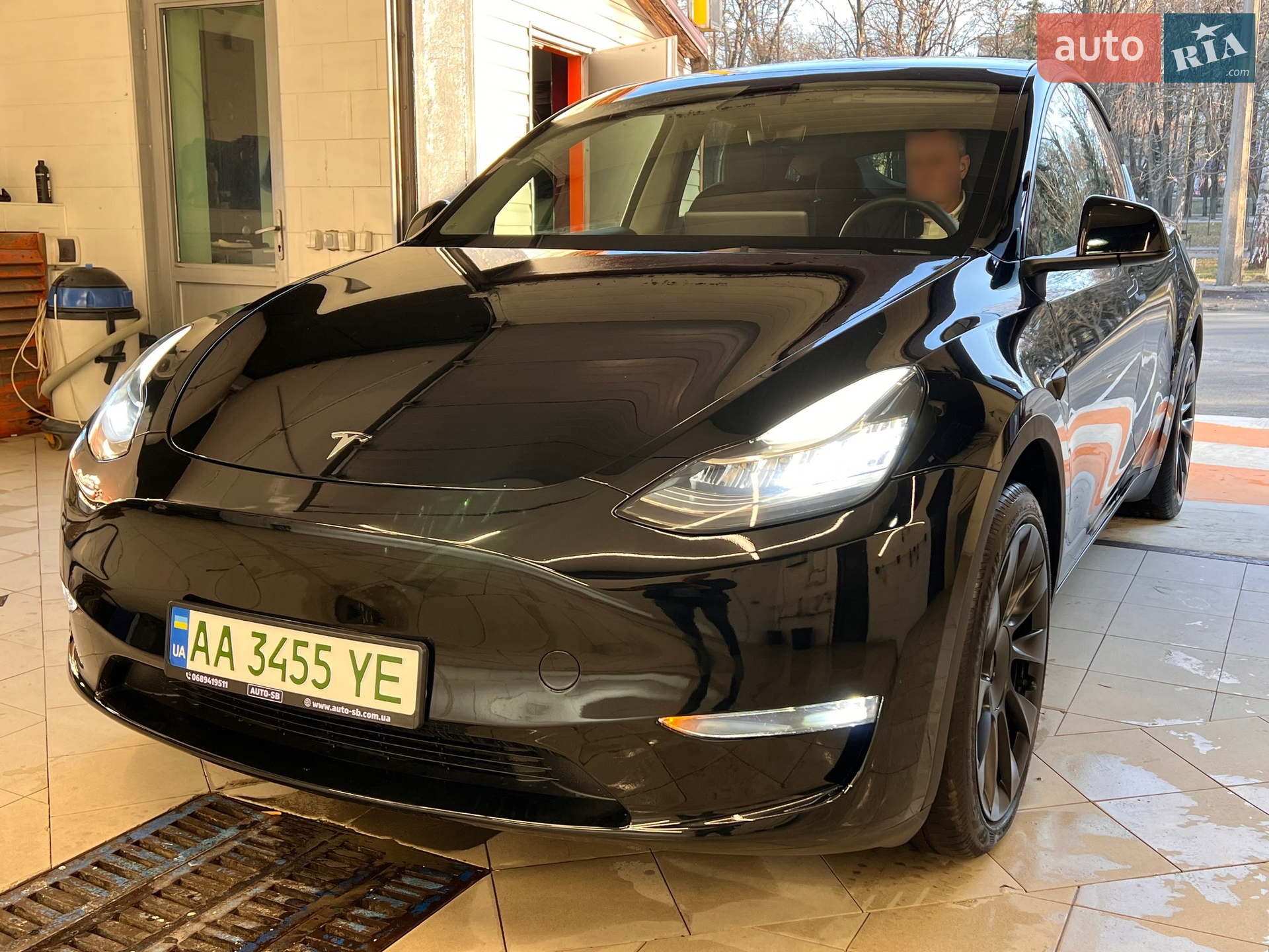 2023 Tesla Model Y - мініатюра 25