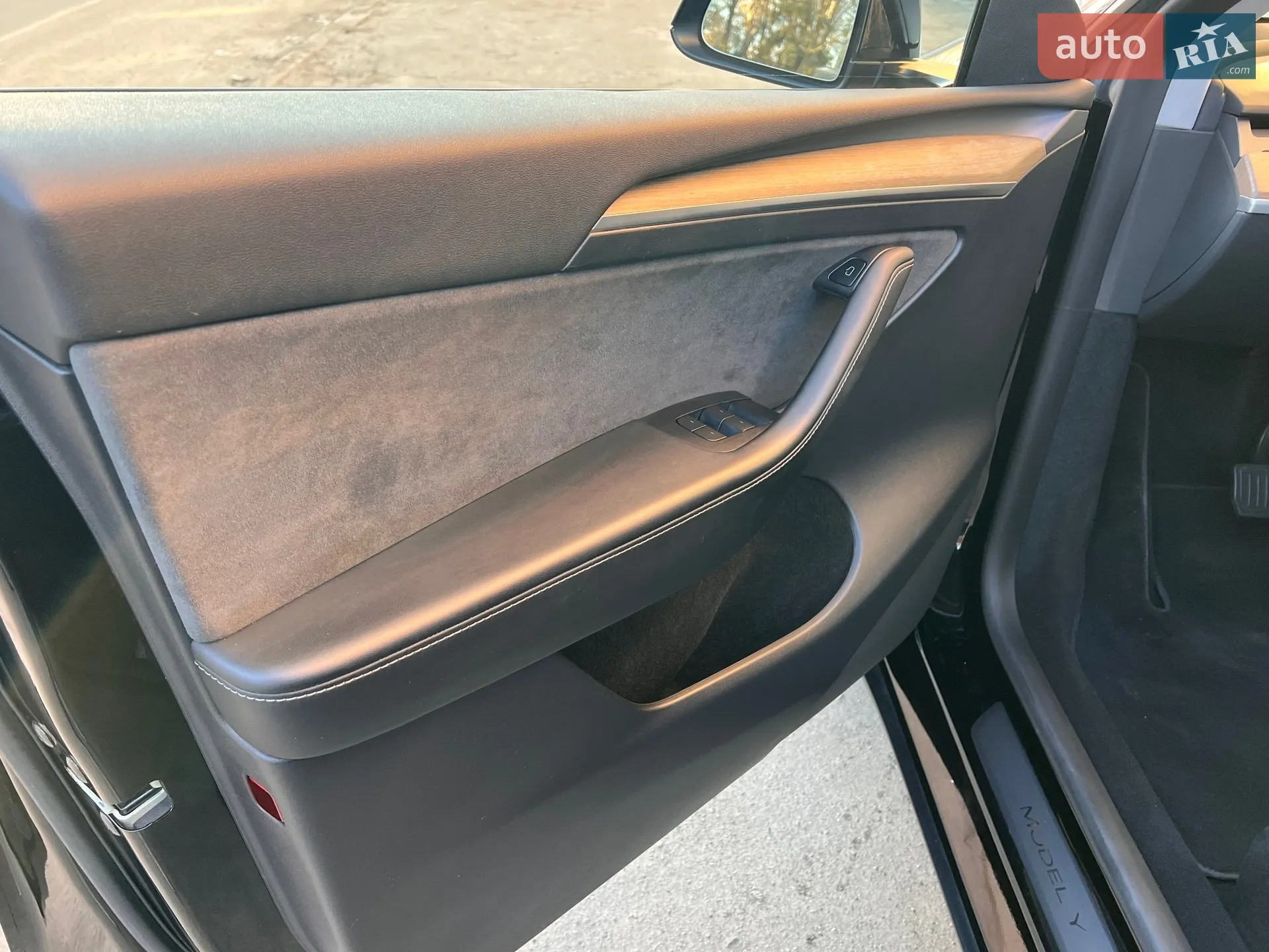 2023 Tesla Model Y - мініатюра 29