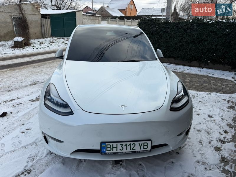 Внедорожник / Кроссовер Tesla Model Y 2020 в Одессе