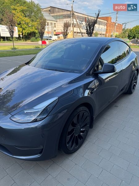 Внедорожник / Кроссовер Tesla Model Y 2022 в Ужгороде фото 12 Внедорожник / Кроссовер Tesla Model Y 2022 в Ужгороде