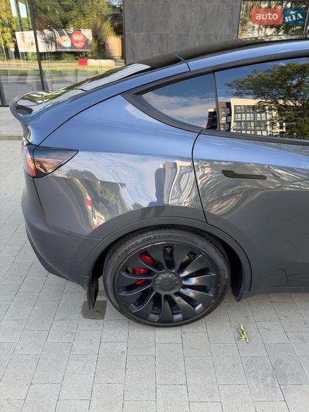Внедорожник / Кроссовер Tesla Model Y 2022 в Ужгороде фото 19 Внедорожник / Кроссовер Tesla Model Y 2022 в Ужгороде
