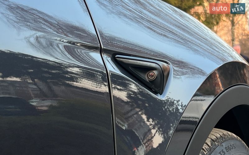 Внедорожник / Кроссовер Tesla Model Y 2020 в Львове