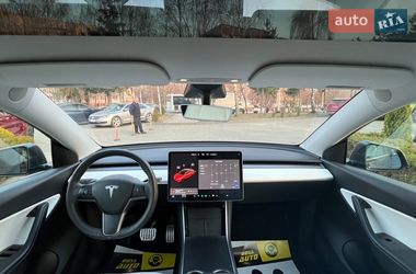 Внедорожник / Кроссовер Tesla Model Y 2020 в Львове