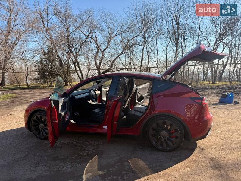 Внедорожник / Кроссовер Tesla Model Y 2023 в Одессе фото 24 Внедорожник / Кроссовер Tesla Model Y 2023 в Одессе