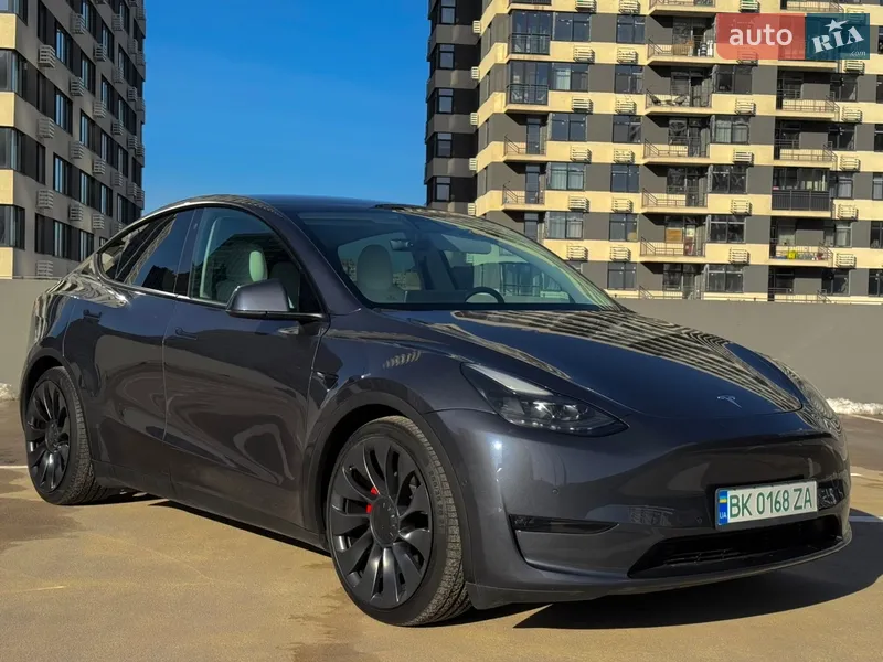 Tesla Model Y 2022