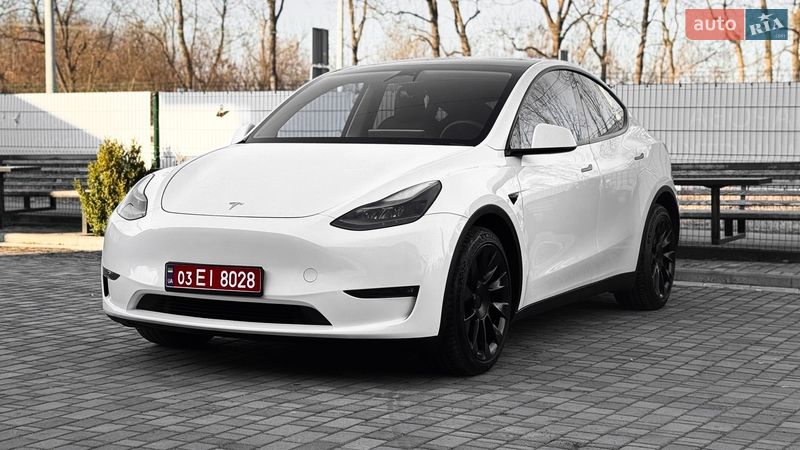 Внедорожник / Кроссовер Tesla Model Y 2023 в Ровно