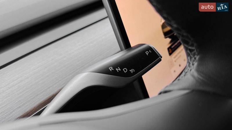 Внедорожник / Кроссовер Tesla Model Y 2023 в Ровно