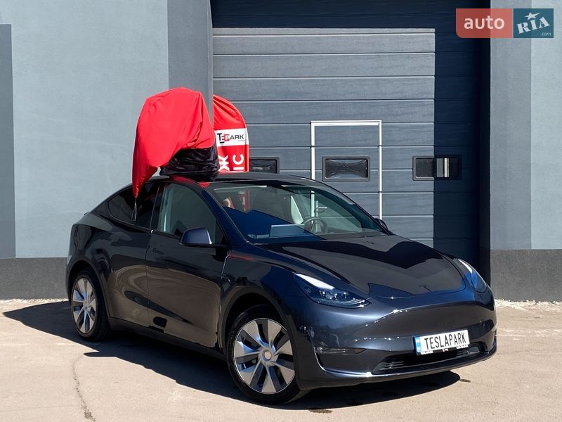 Tesla Model Y 2024 Tesla Model Y 2024