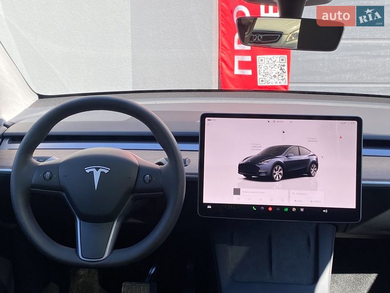 Позашляховик / Кросовер Tesla Model Y 2024 в Києві