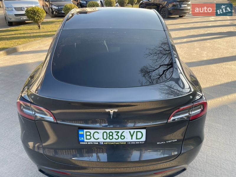 Внедорожник / Кроссовер Tesla Model Y 2024 в Стрые