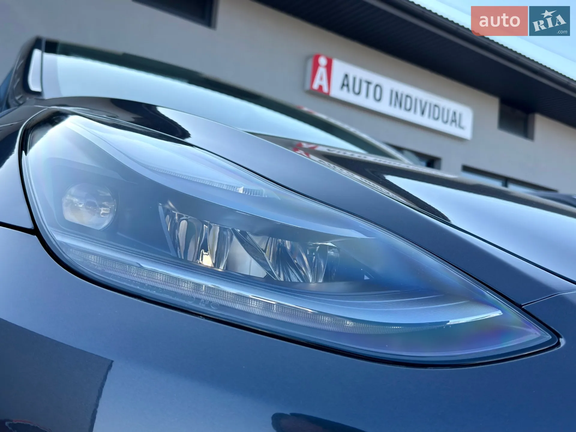 2024 Tesla Model Y - мініатюра 10