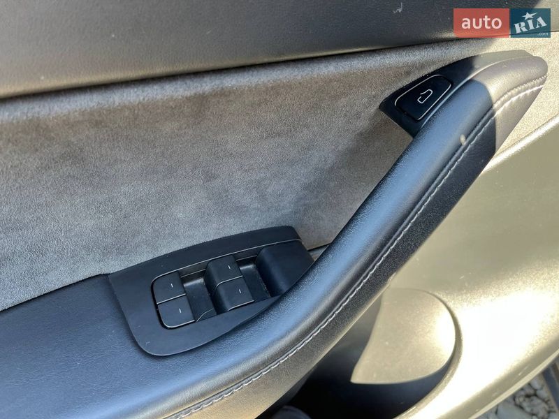 Внедорожник / Кроссовер Tesla Model Y 2022 в Киеве