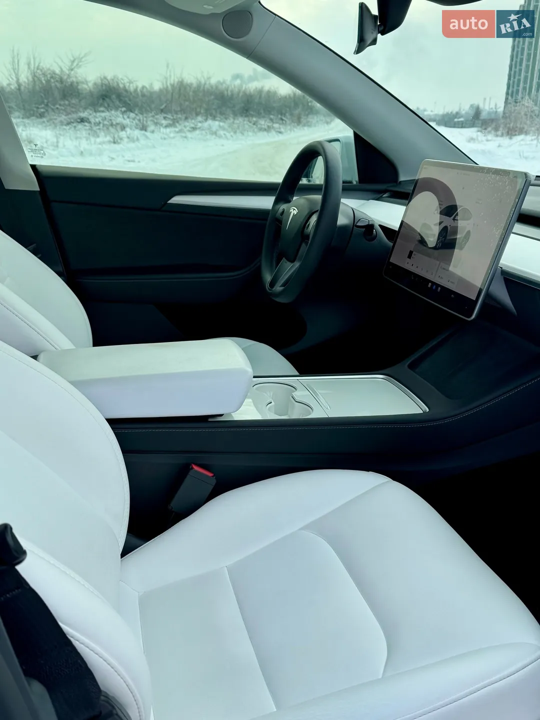 2022 Tesla Model Y - мініатюра 11