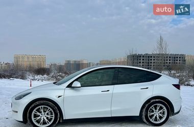 Внедорожник / Кроссовер Tesla Model Y 2022 в Киеве