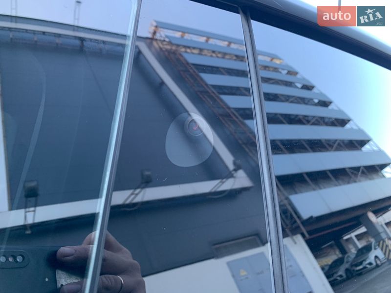 Позашляховик / Кросовер Tesla Model Y 2023 в Києві