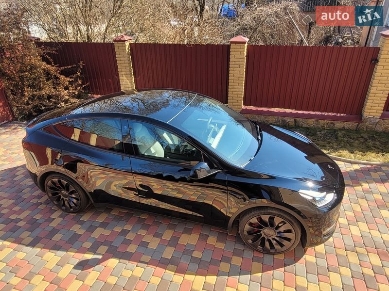 Tesla Model Y 2022 Tesla Model Y 2022