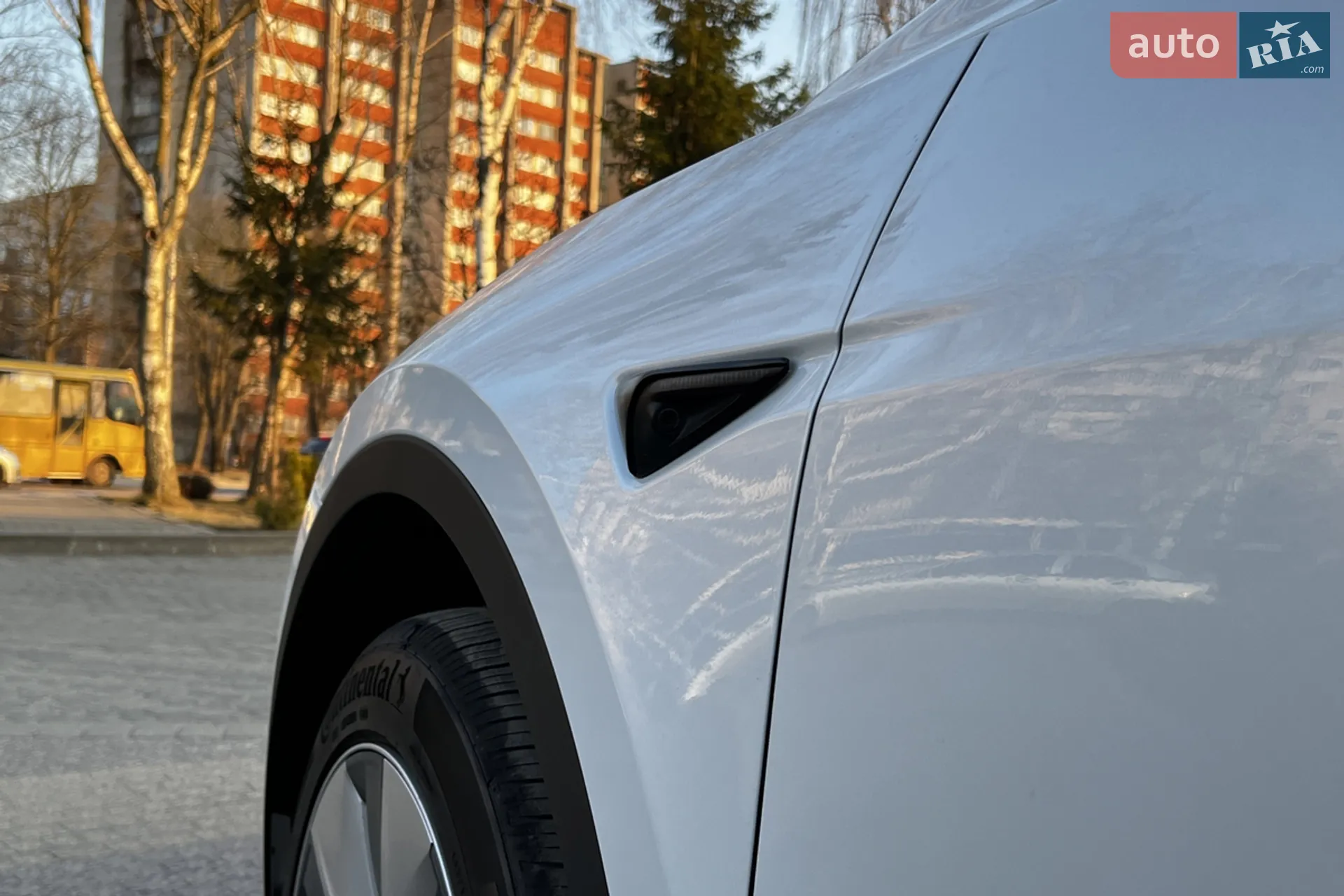2023 Tesla Model Y - мініатюра 23