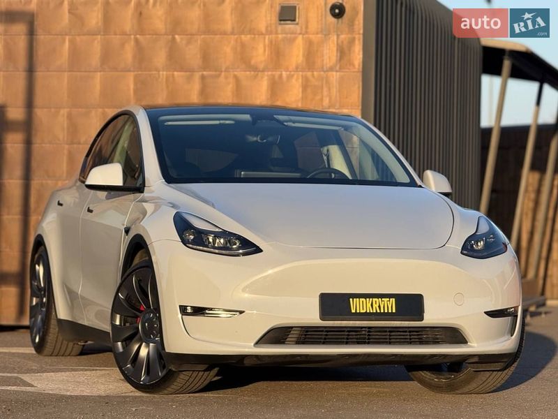 Внедорожник / Кроссовер Tesla Model Y 2023 в Киеве фото 3 Внедорожник / Кроссовер Tesla Model Y 2023 в Киеве
