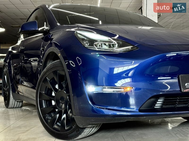 Позашляховик / Кросовер Tesla Model Y 2023 в Миколаєві