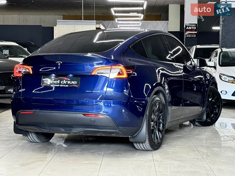 Позашляховик / Кросовер Tesla Model Y 2023 в Миколаєві