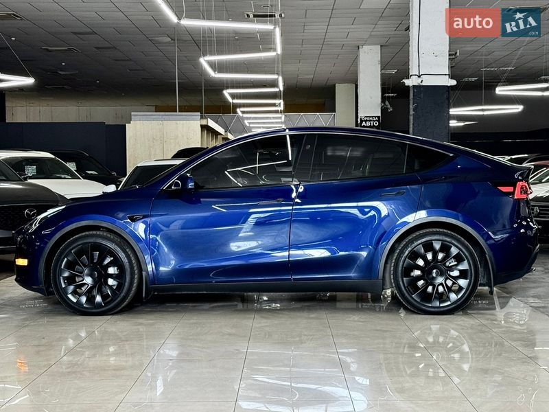 Позашляховик / Кросовер Tesla Model Y 2023 в Миколаєві